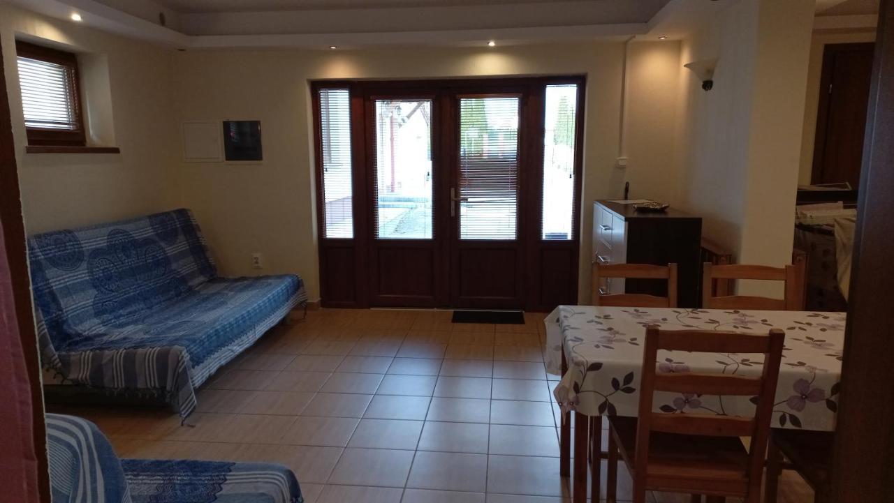 Apartamenty Warka Εξωτερικό φωτογραφία