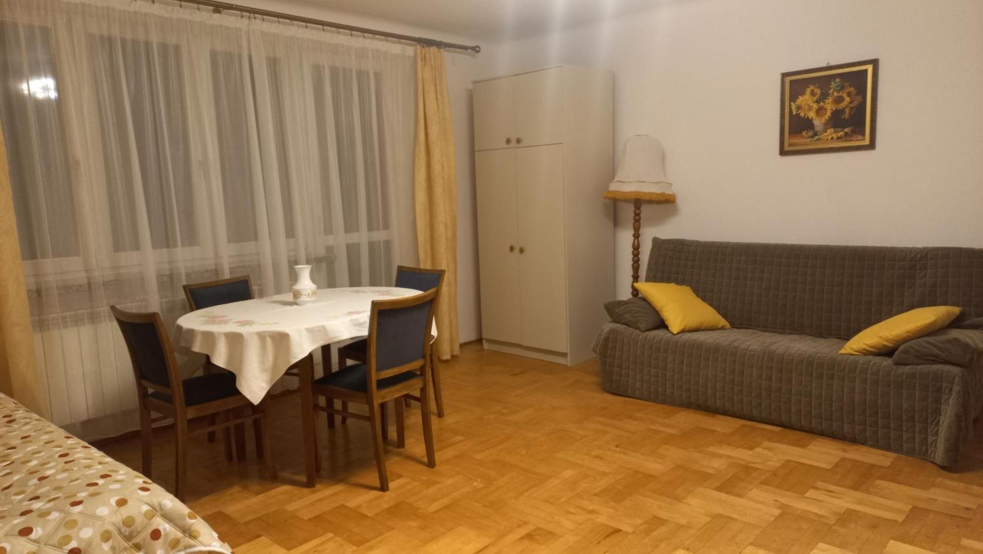 Apartamenty Warka Εξωτερικό φωτογραφία